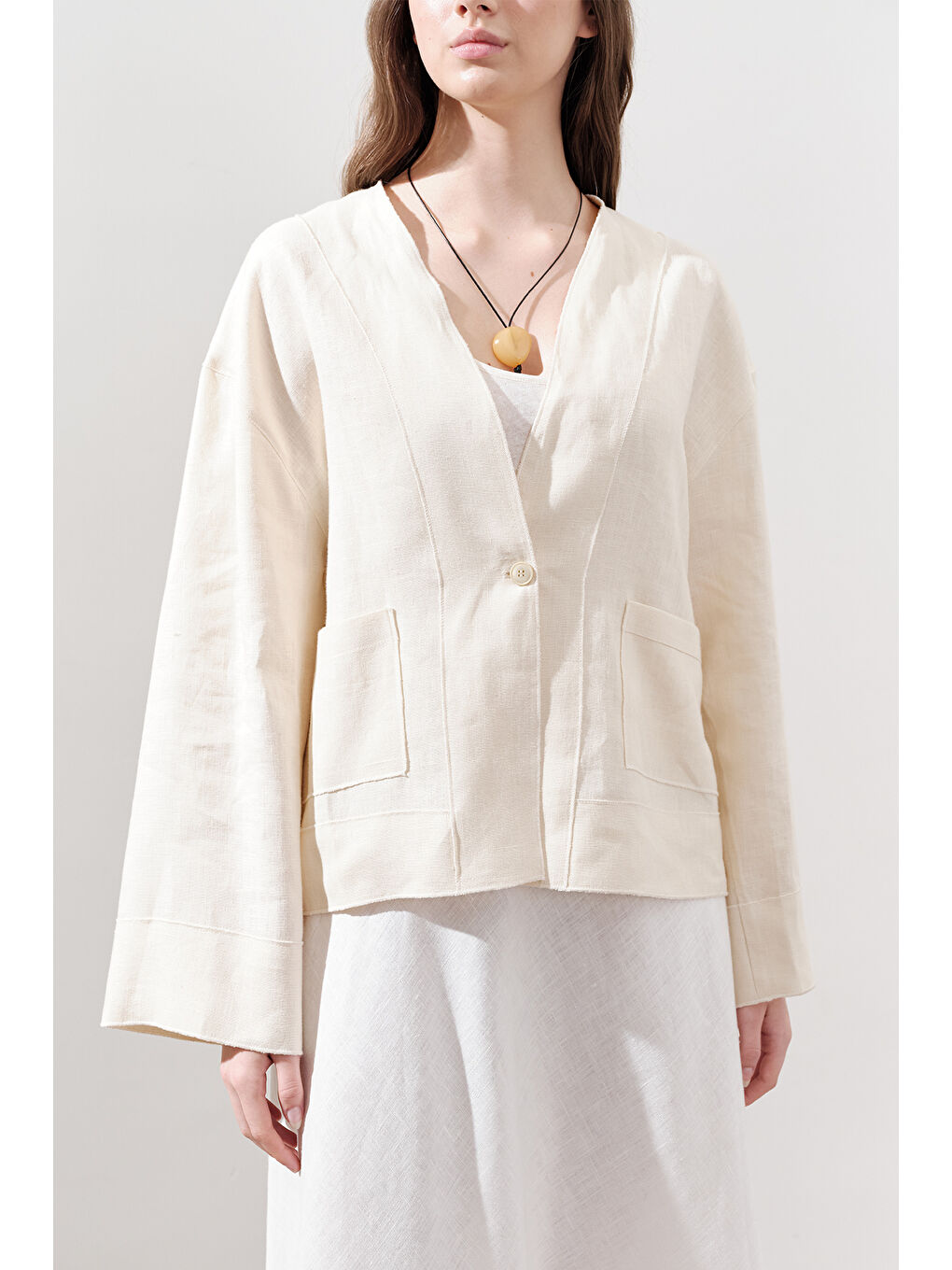 Bej Keten Tek Düğmeli Bluz Vanilya-2