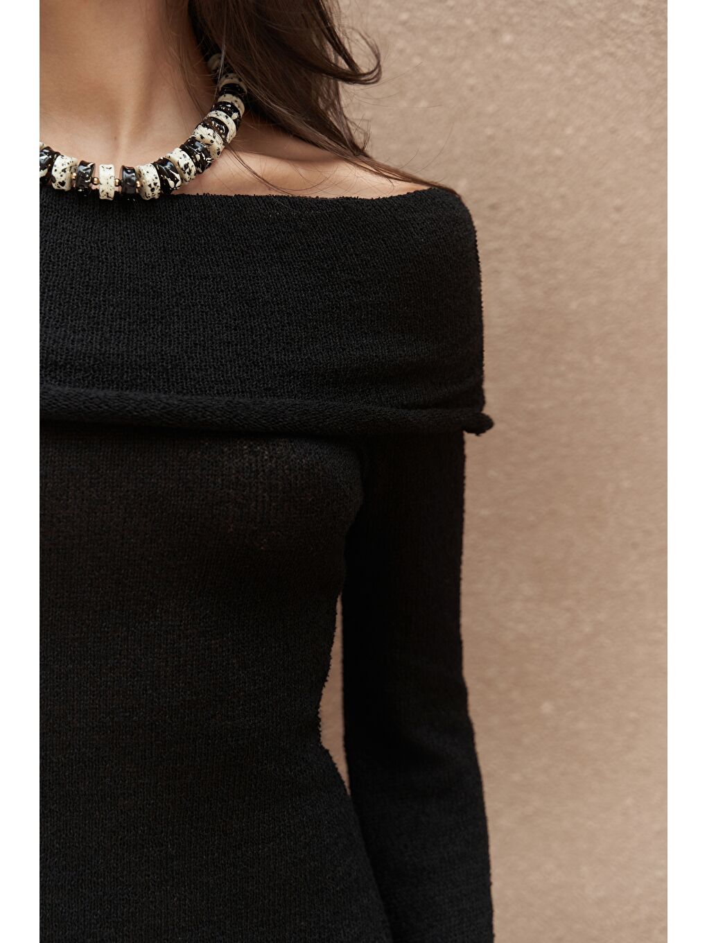 Kirana Carmen Yaka Siyah Mini Triko Elbise-6