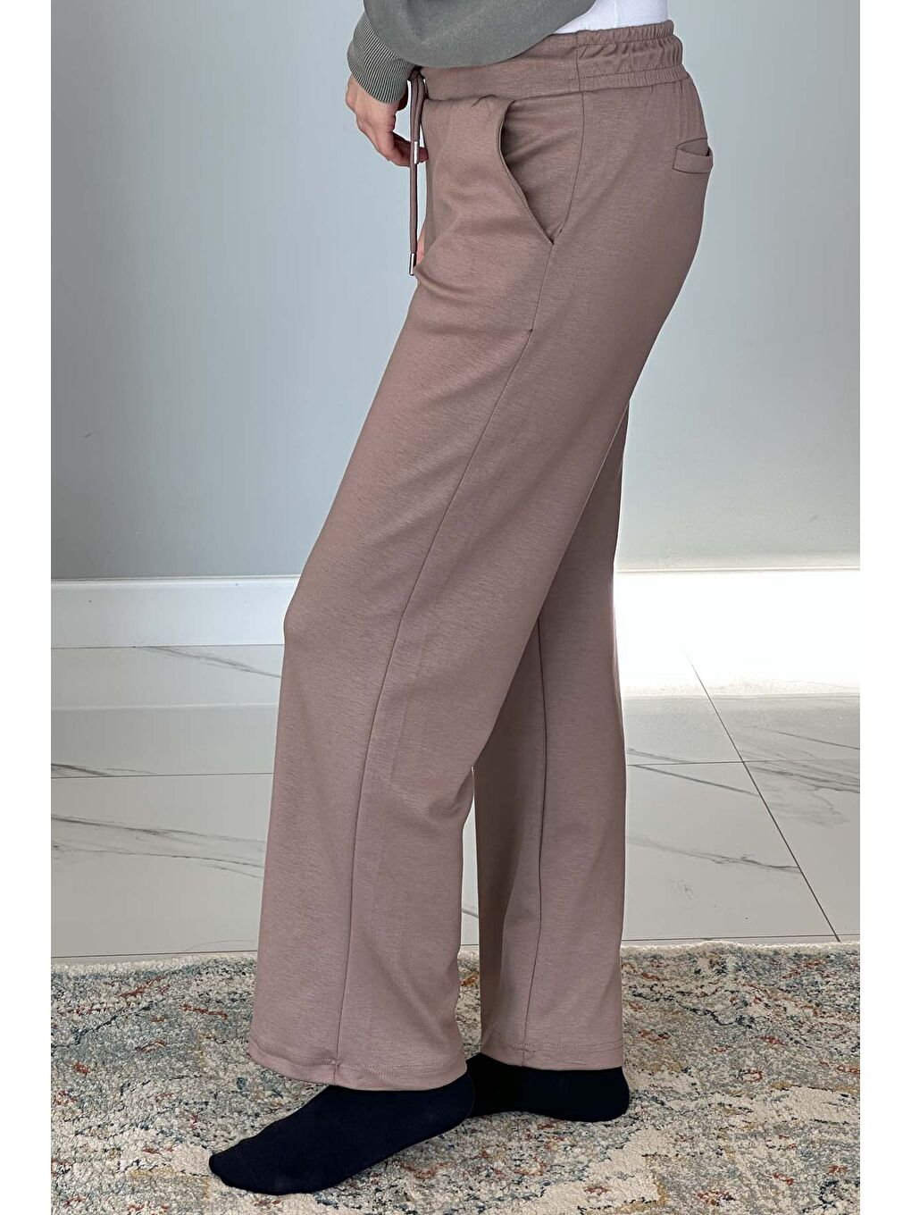 Bej Beli Lastikli Pantolon Görünümlü Bol Paça Kadın Eşofman Altı 8015 Vizon-1