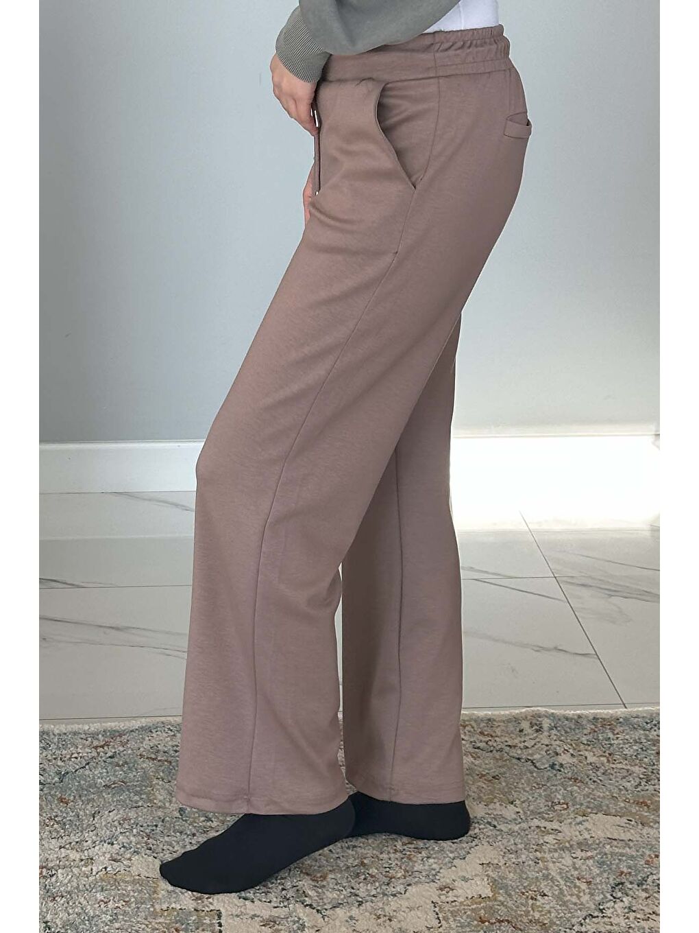 Bej Beli Lastikli Pantolon Görünümlü Bol Paça Kadın Eşofman Altı 8015 Vizon-2