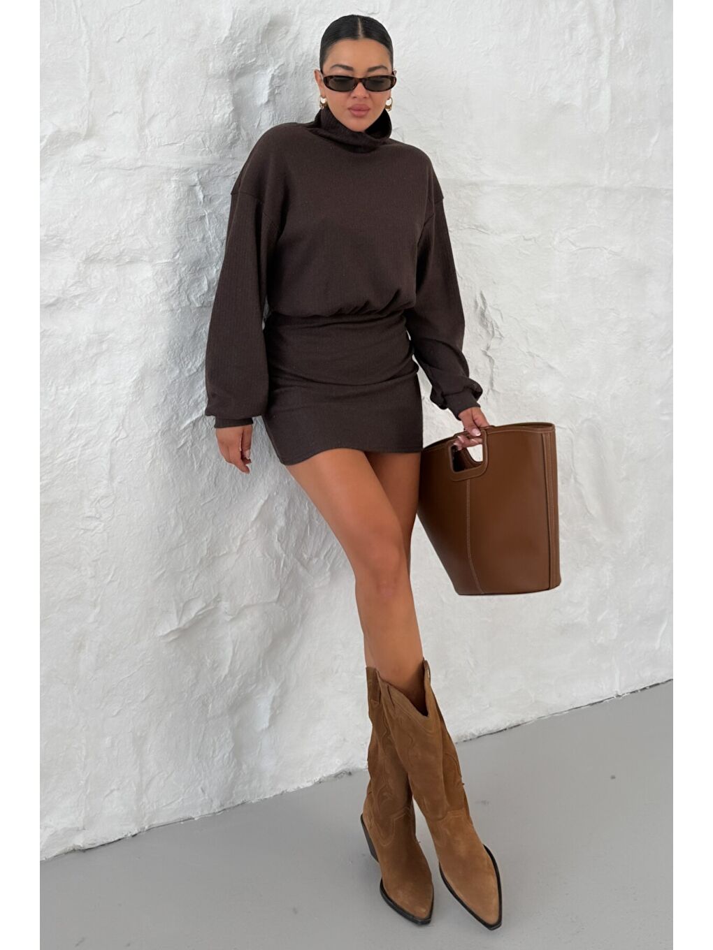Kadın Kahverengi Boğazlı Bel Lastikli İnterlok Mini Elbise-2