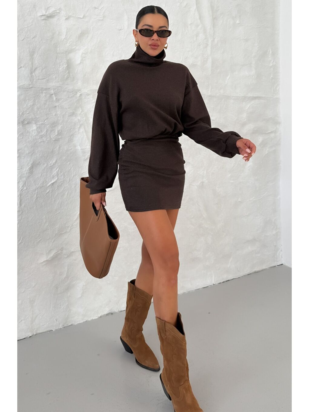 Kadın Kahverengi Boğazlı Bel Lastikli İnterlok Mini Elbise-3