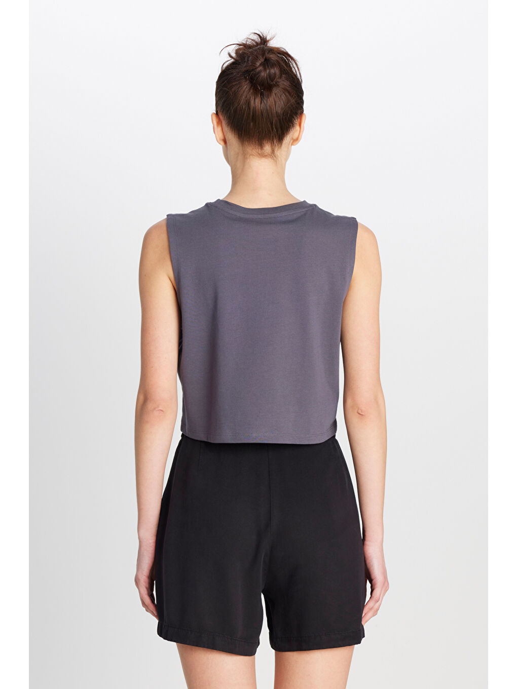 %100 Pamuk Regular Fit Normal Kesim Bisiklet Yaka Soluk Siyah Tişört-4