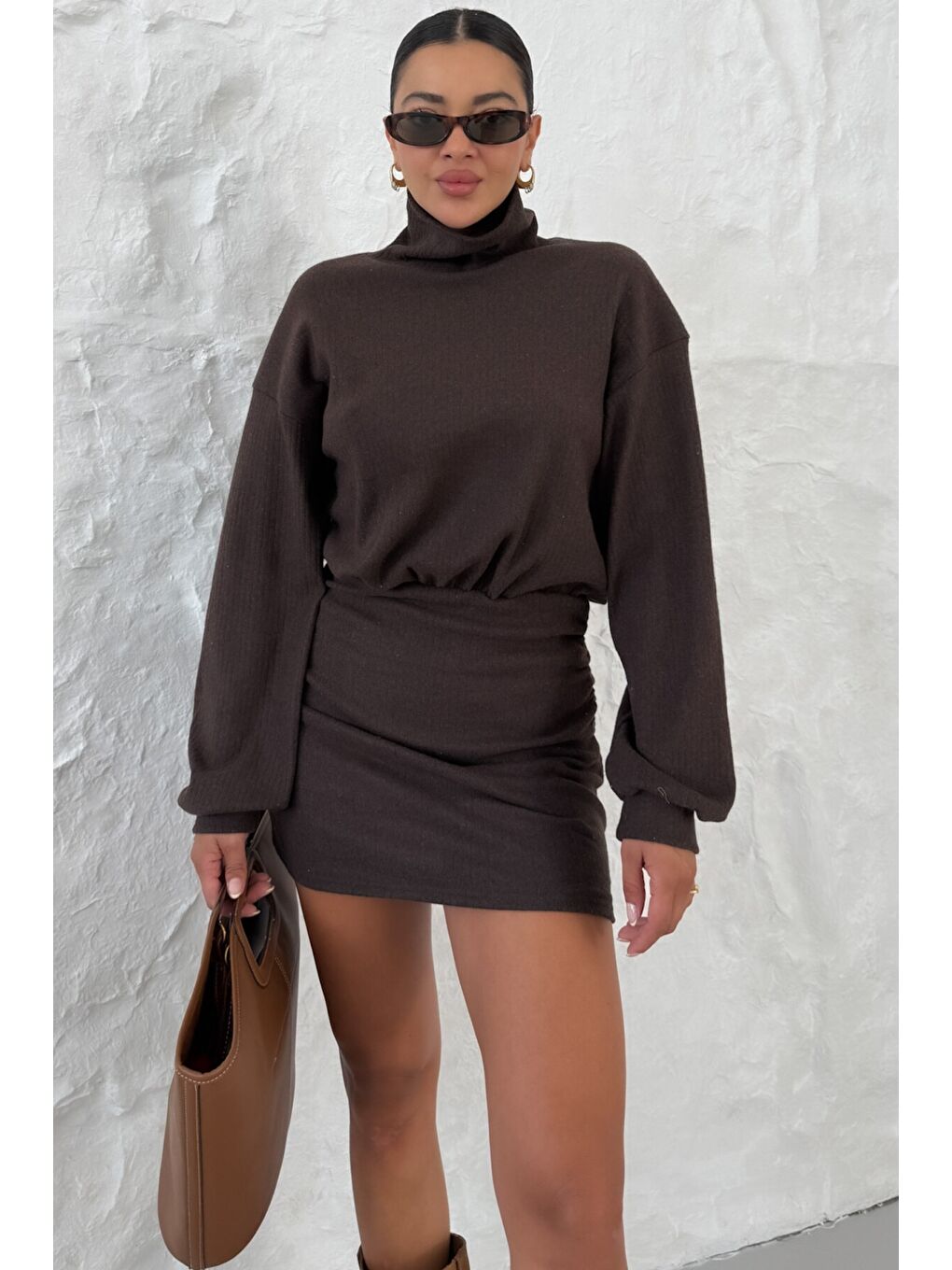 Kadın Kahverengi Boğazlı Bel Lastikli İnterlok Mini Elbise-4