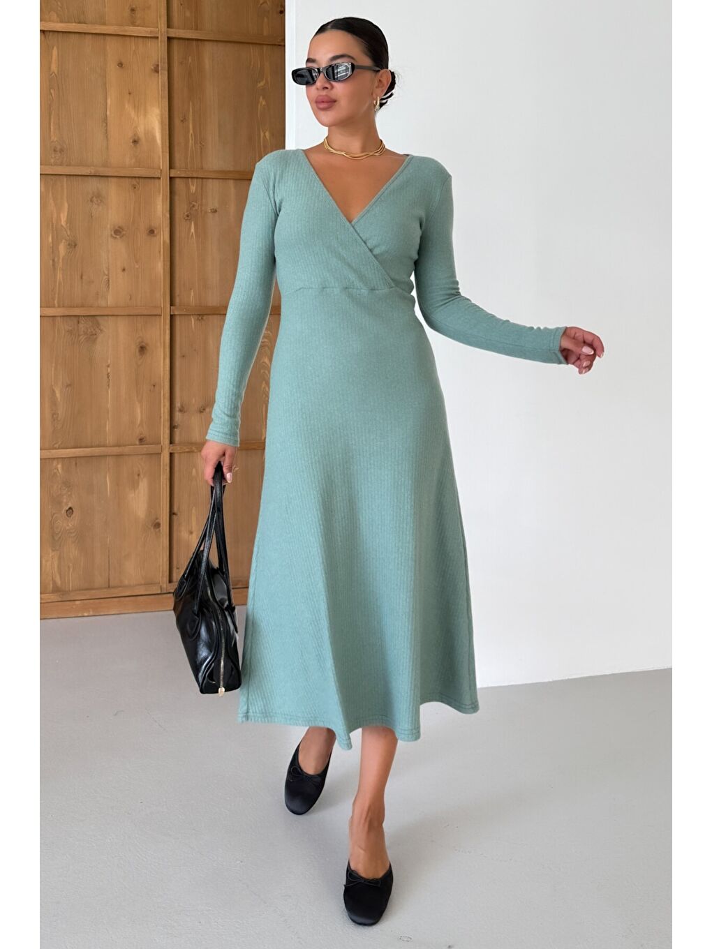 Kadın Mint Yeşili Kruvaze Yakalı Uzun Kollu Midi Boy İnterlok Elbise-4