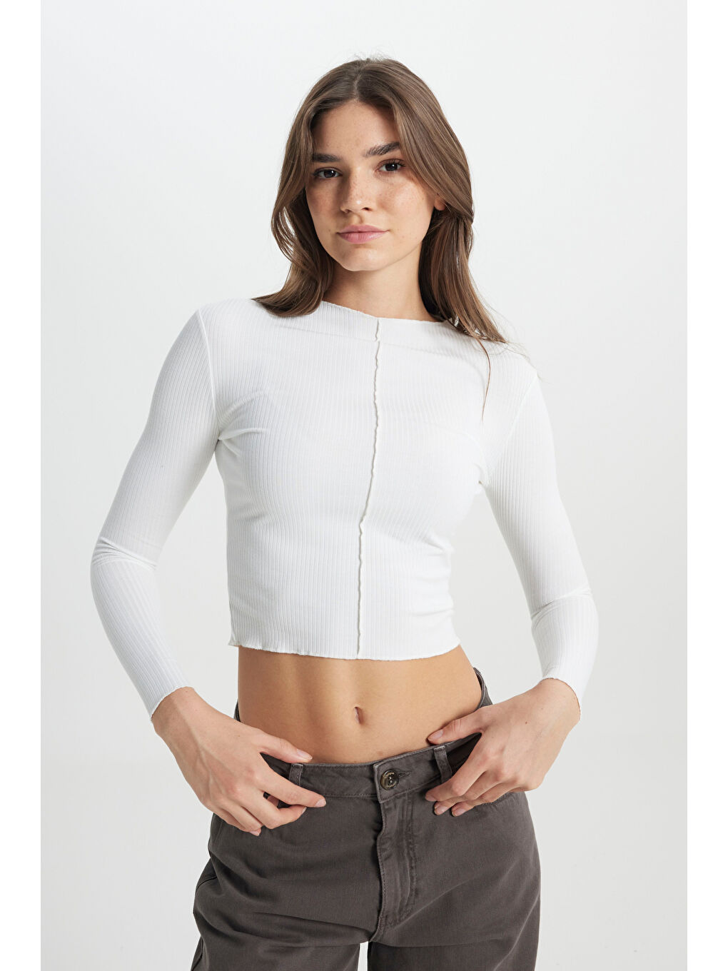 Regular Fit Normal Kesim Bisiklet Yaka Beyaz Uzun Kollu Tişört-1