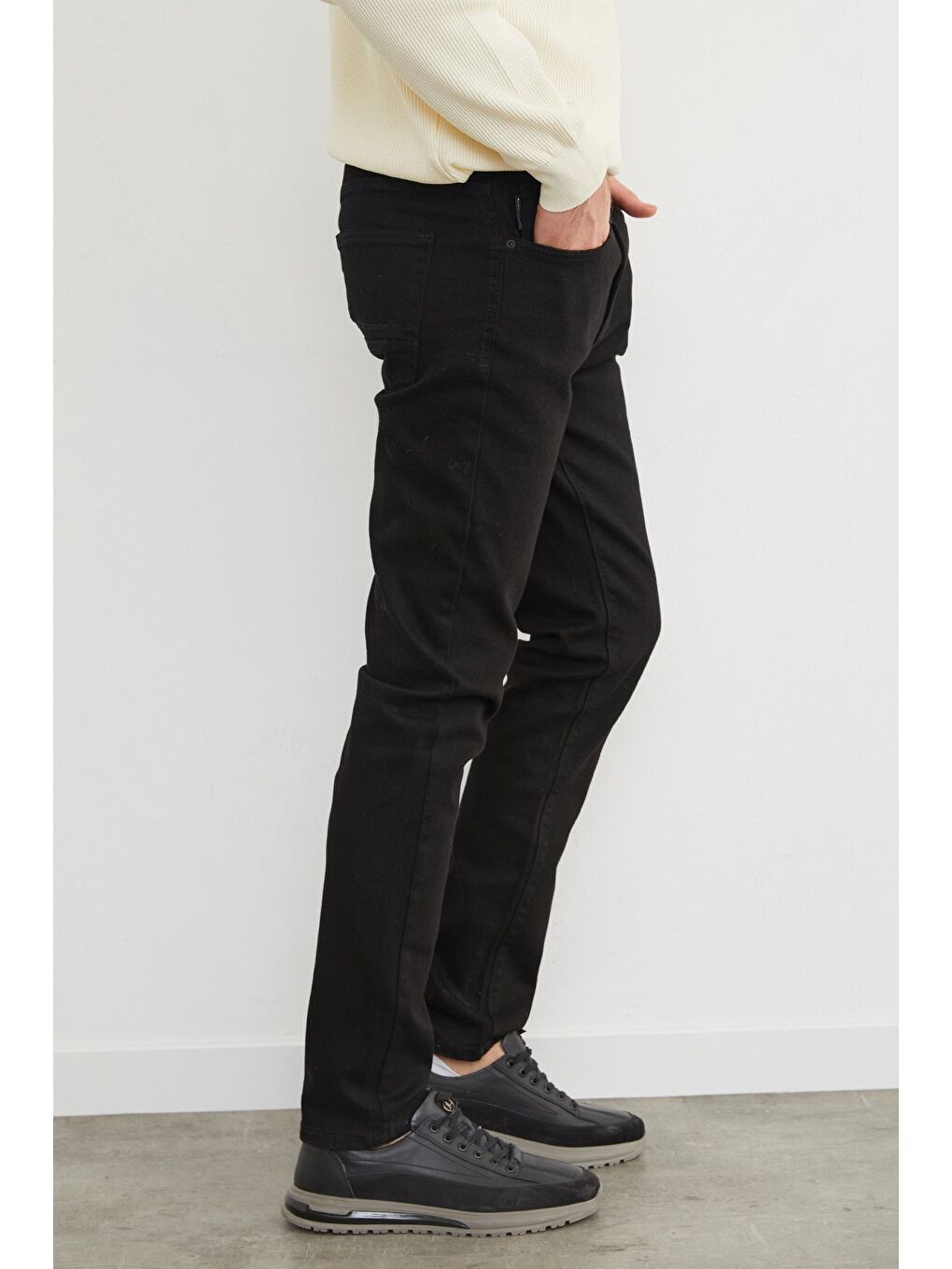 Siyah Regular Fit Normal Bel Jean-3