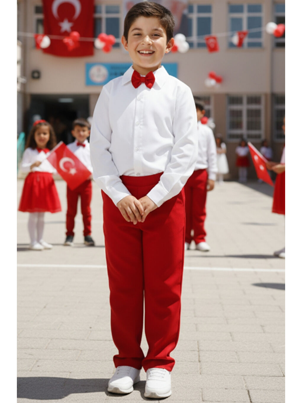 Beyaz Erkek Çocuk Milano Papyonlu Kırmızı Takım 23 Nisan 29 Ekim 10 Kasım 19 Mayıs Gösteri Kıyafetleri-7