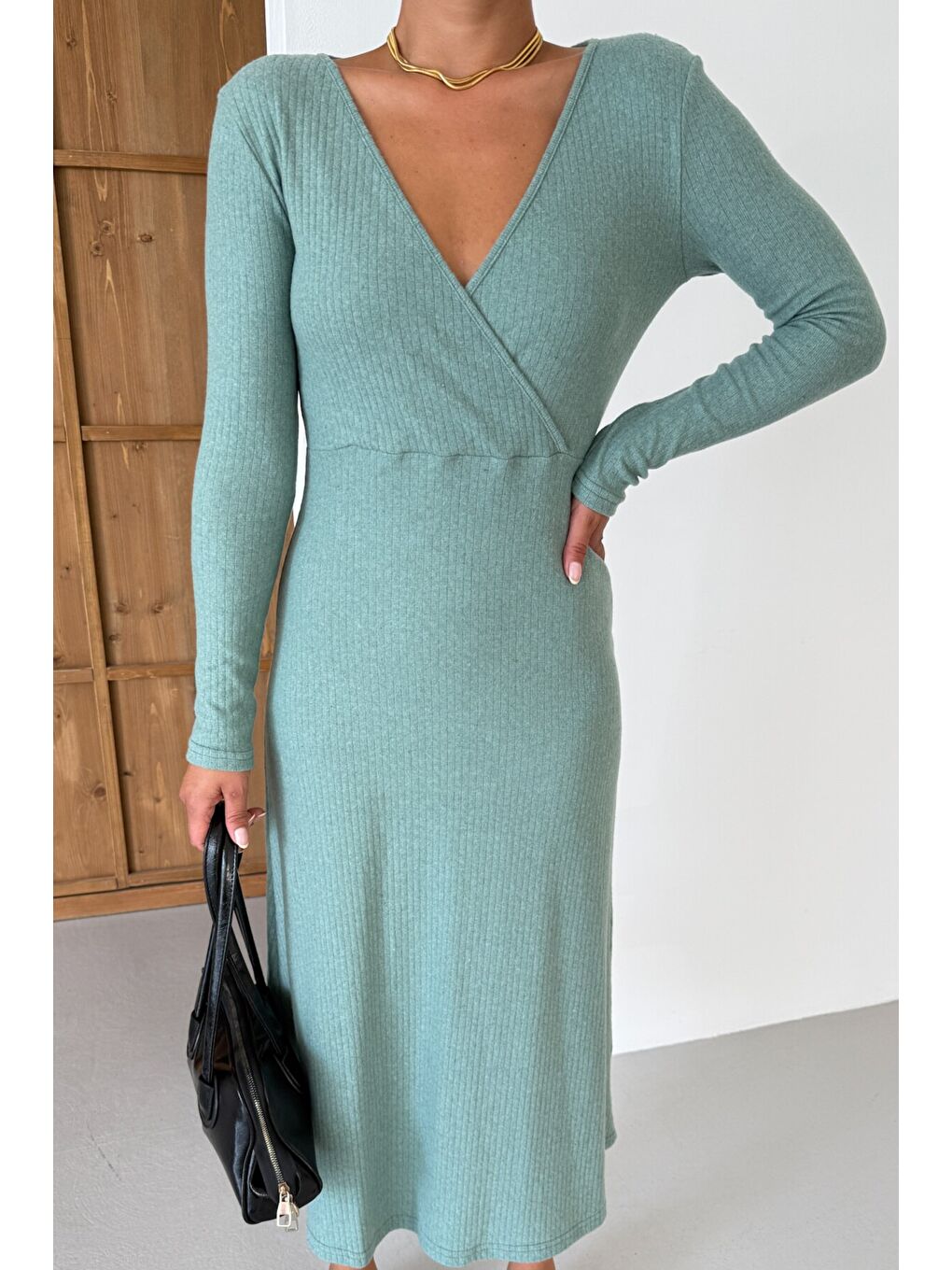 Kadın Mint Yeşili Kruvaze Yakalı Uzun Kollu Midi Boy İnterlok Elbise-6