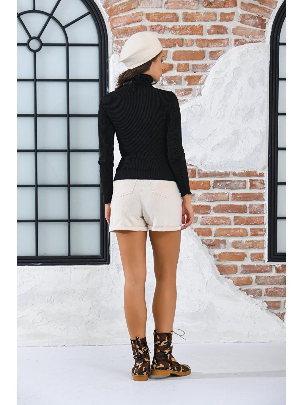 Siyah Kadın Balıkçı Yaka Orlon Badi Triko 4452-4