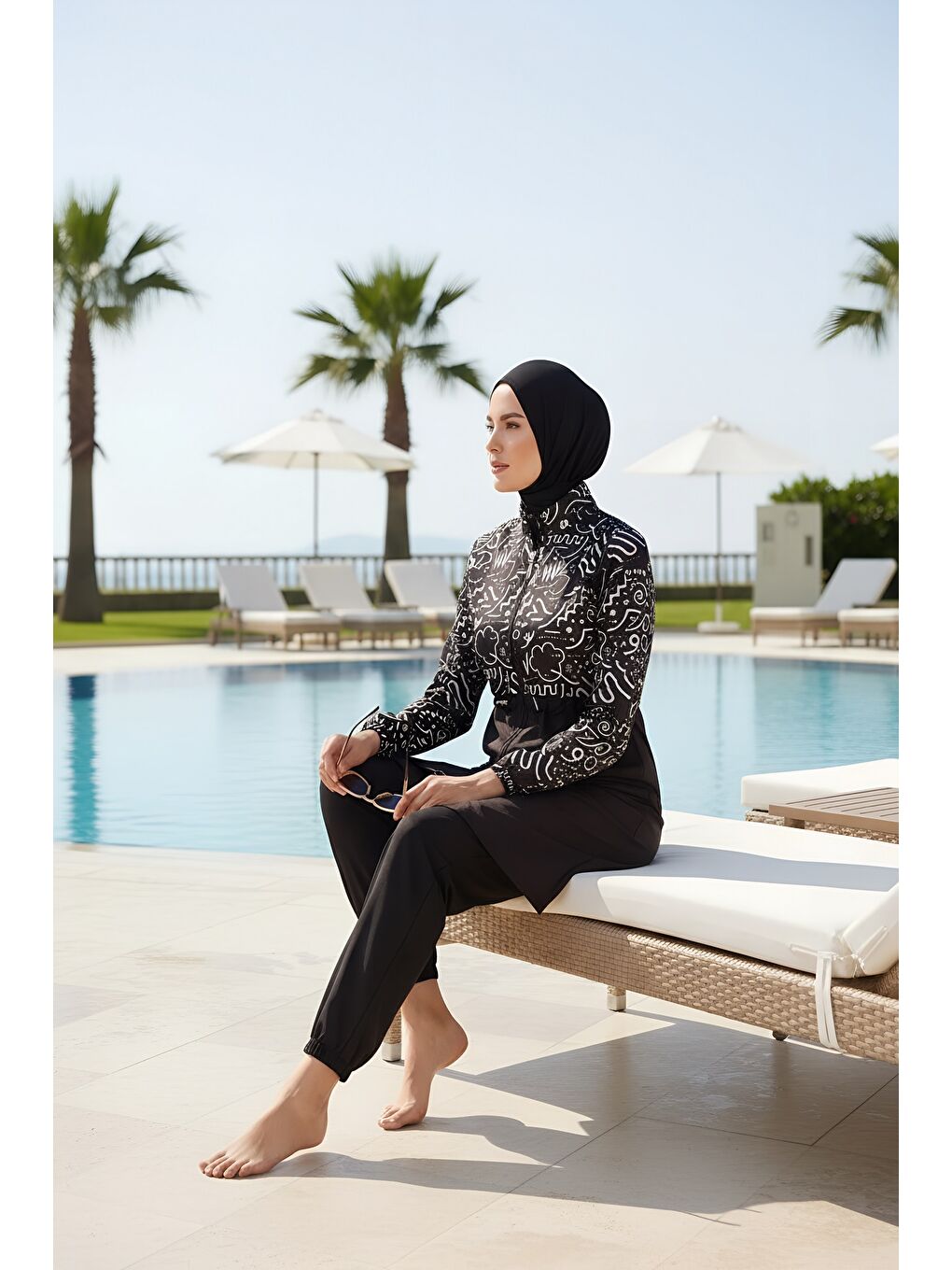Siyah Hızlı Kuruyan Paraşüt Kumaş Büyük Beden Tam Kapalı Tesettür Mayo 22110-3