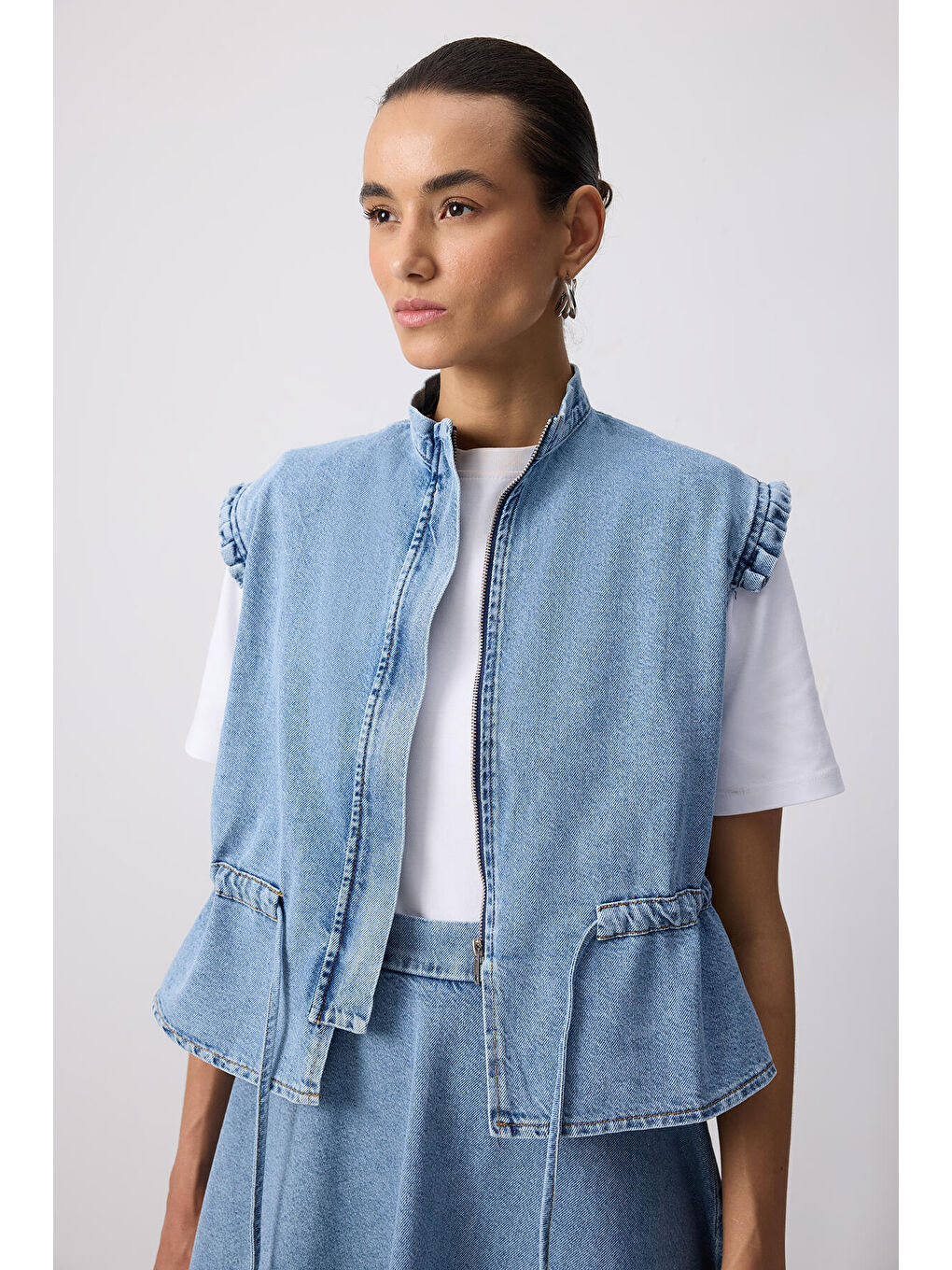 Mavi Beli Bağlamalı Denim Yelek Etek Takım-2