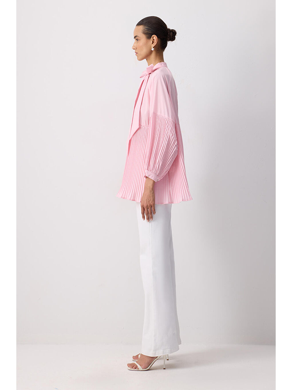 Pembe Yakası Bağlamalı Piliseli Tunik-2