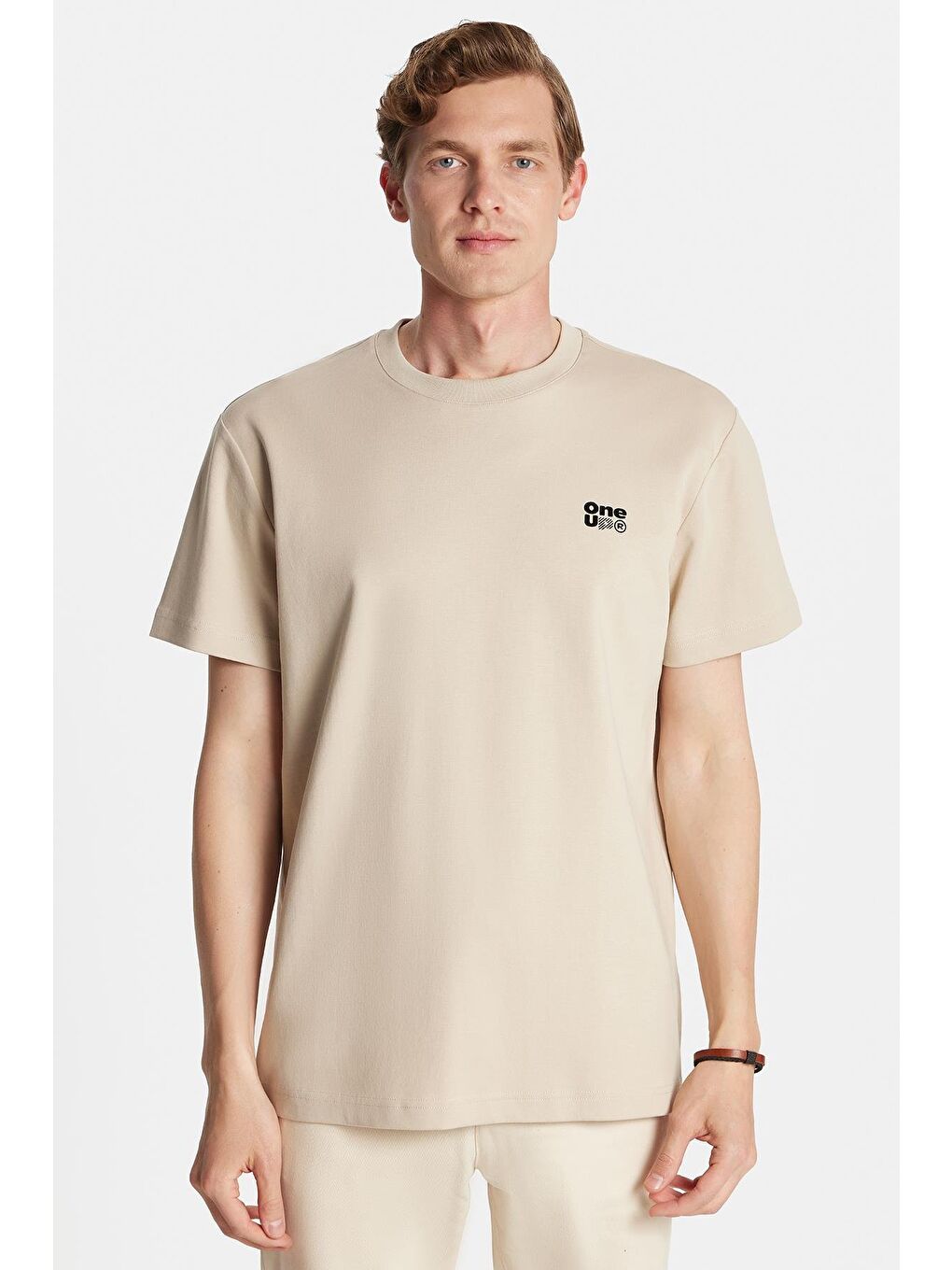 Relax Fit Rahat Kesim Pamuklu Ön Ve Arka Baskı Ve Nakış Detaylı Bisiklet Yaka Bej Erkek Tişört
