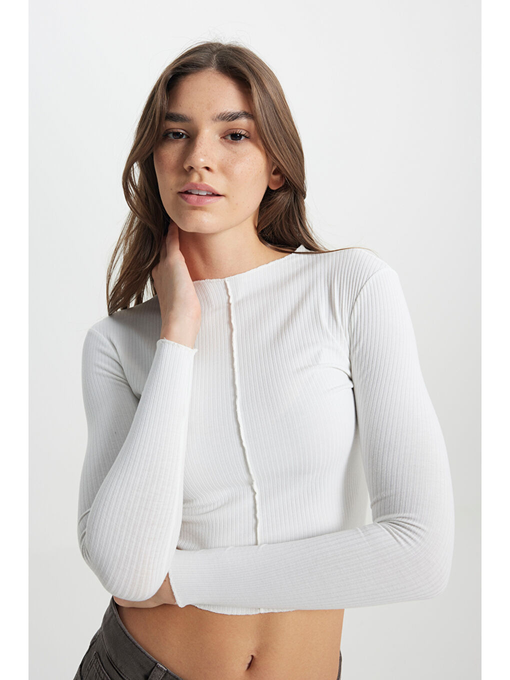 Regular Fit Normal Kesim Bisiklet Yaka Beyaz Uzun Kollu Tişört-4