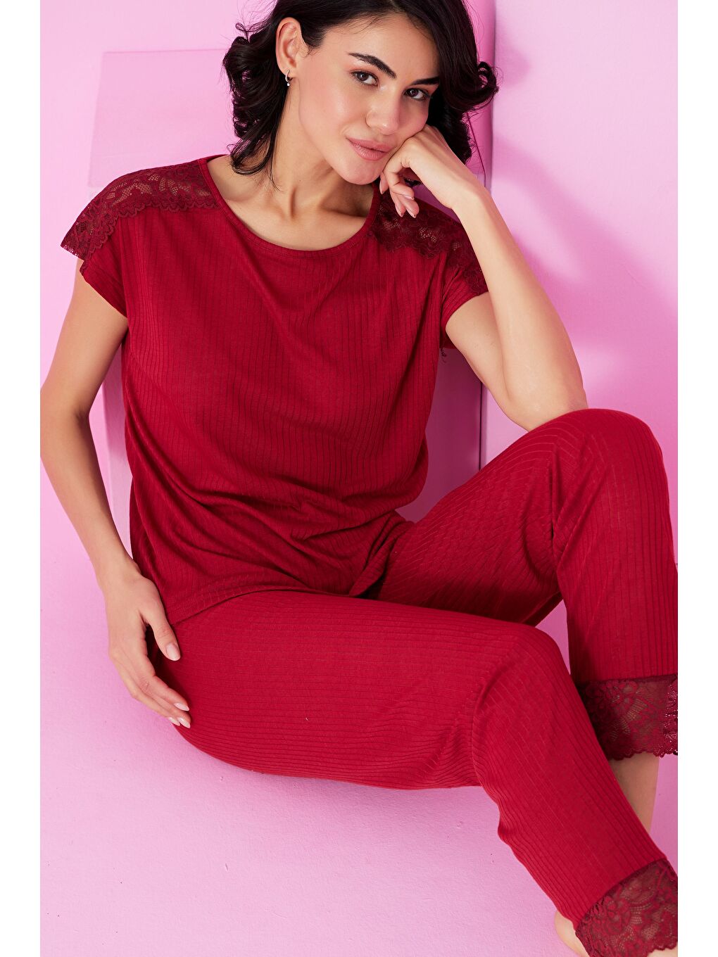 Bordo Soft Touch İnce Mevsimlik Dantel Detaylı Örme Pijama Takım7864