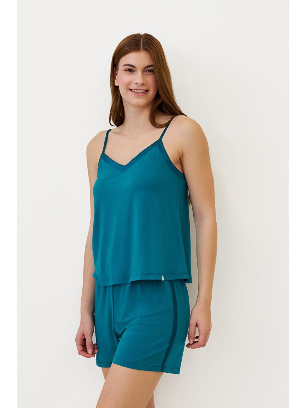 Mavi Kadın Seageo Askılı Dantelli Şortlu Pijama Takımı Yeşil-1