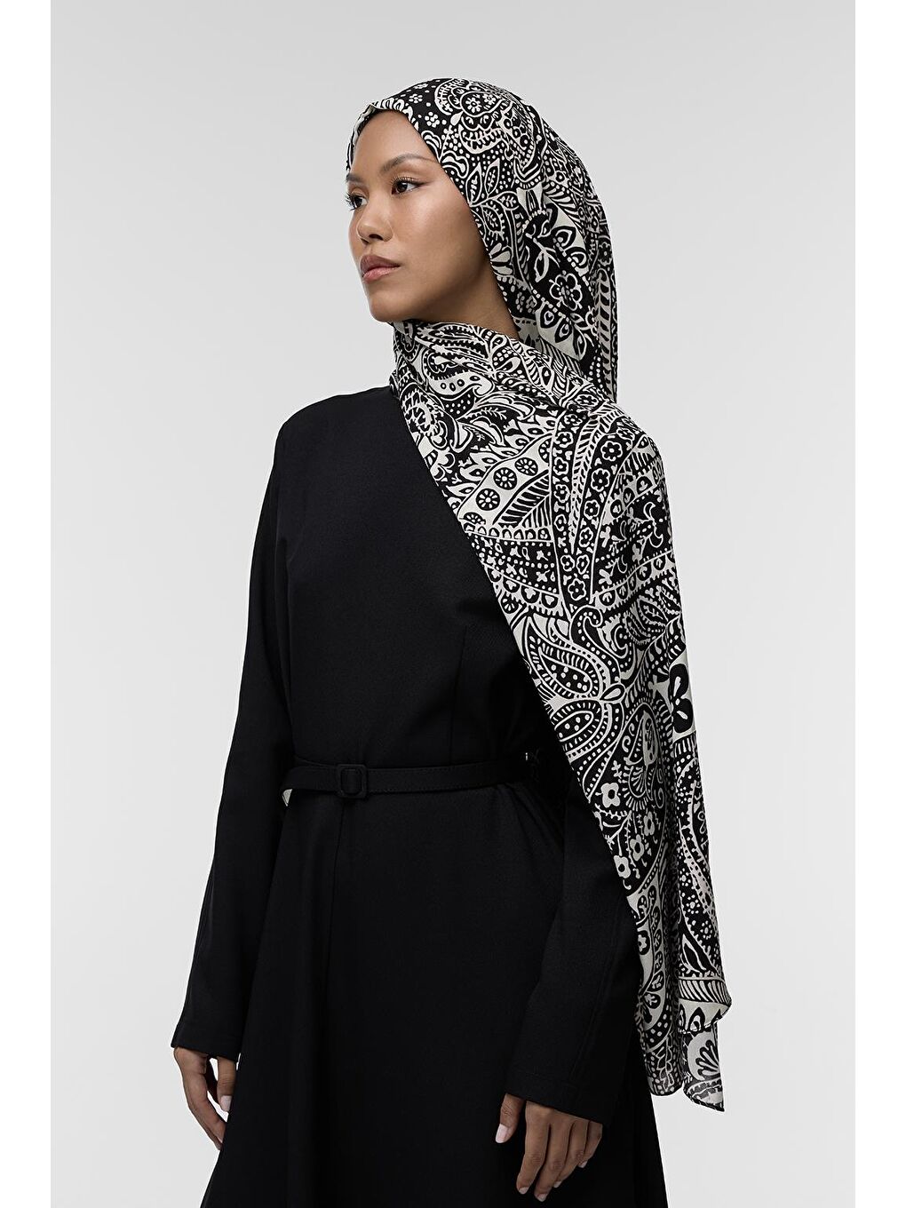 Beyaz Deluxe Şal Richa Desenli-2