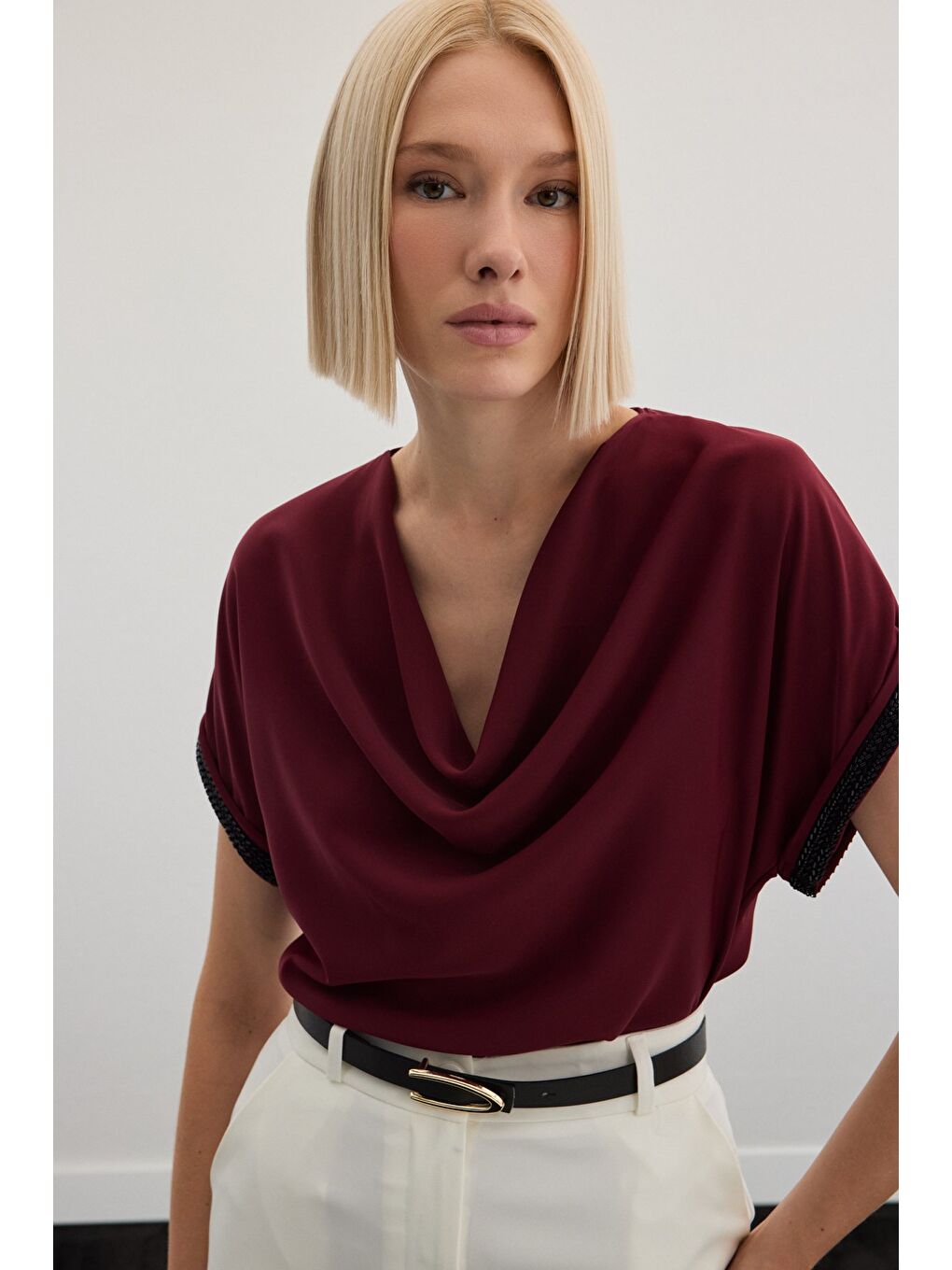 Kollar Taş Detaylı Salaş Bluz - Bordo