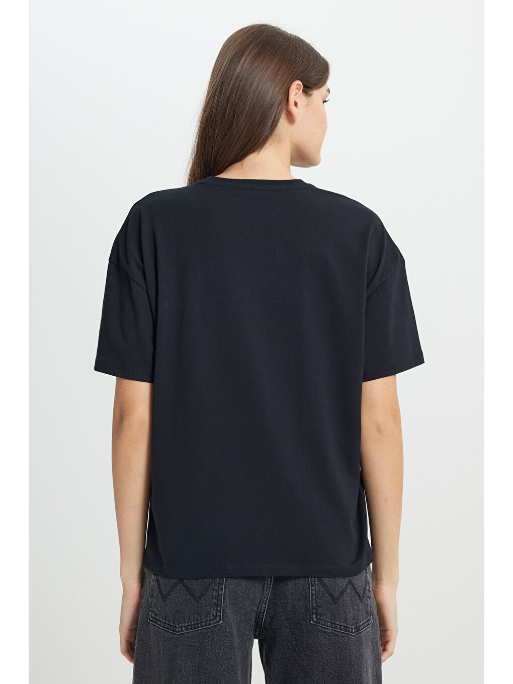 Regular Fit Normal Kesim Bisiklet Yaka %100 Pamuk Siyah Tişört-4