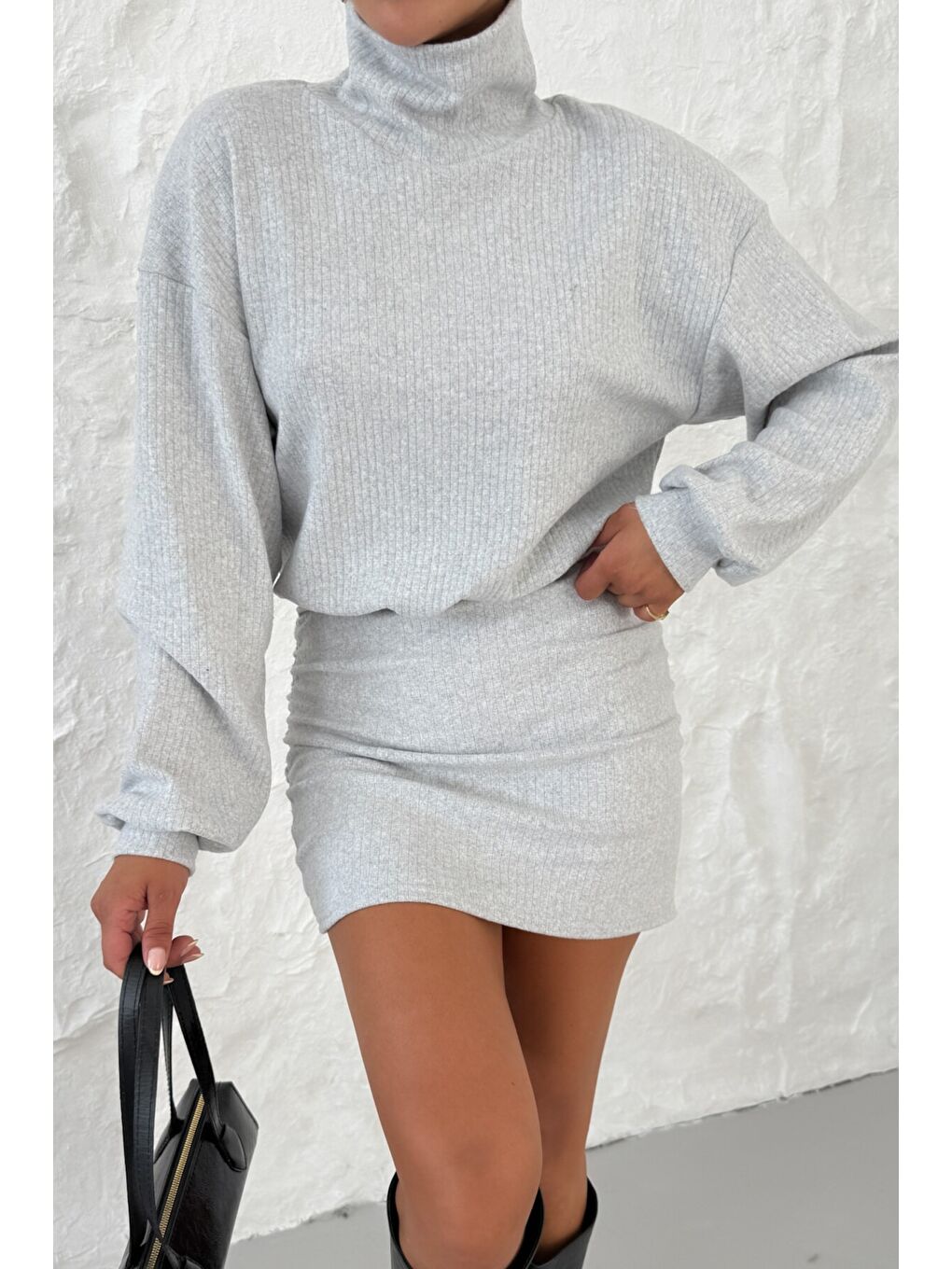 Kadın Gri Boğazlı Bel Lastikli İnterlok Mini Elbise-6