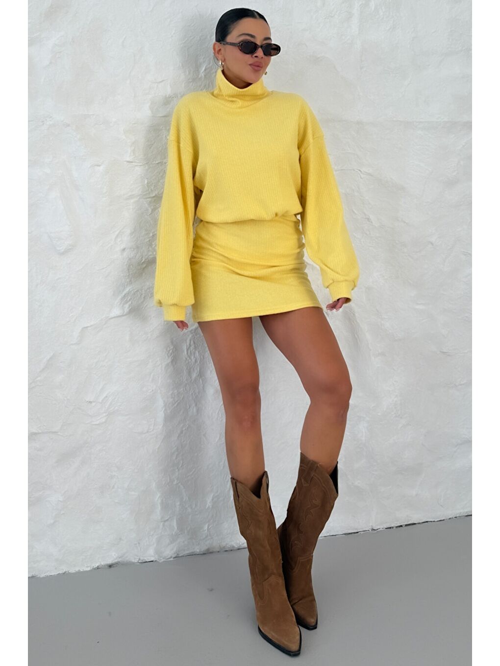 Kadın Sarı Boğazlı Bel Lastikli İnterlok Mini Elbise-2
