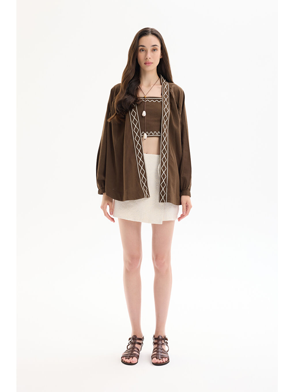 Kahverengi Etnik Desenli Şerit Nakışlı Kısa Keten Kimono Koyu Kahve-3