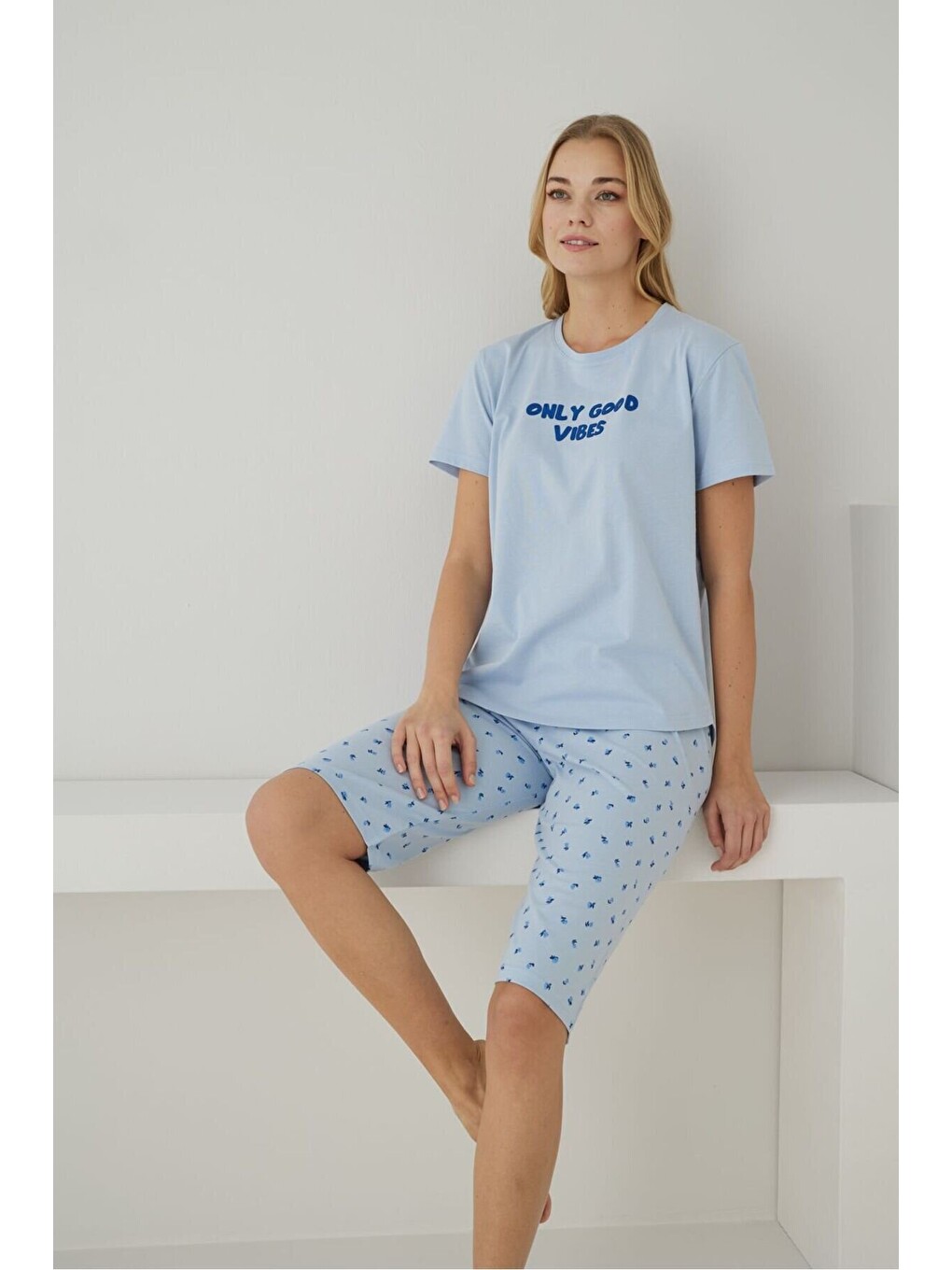 Mavi Kadın %100 Organik Pamuk Pembe Kalp Büyük Beden Desenli Kısa Kollu Kapri Doğal Battal Pijama Takımı-1