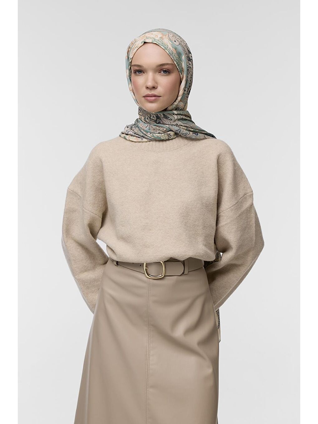 Ekru Deluxe Şal Dolly Desenli