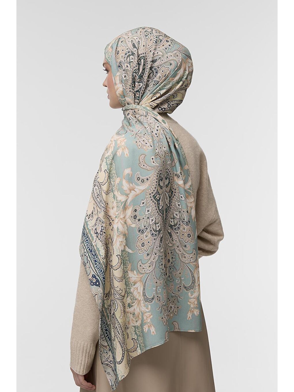 Ekru Deluxe Şal Dolly Desenli-2