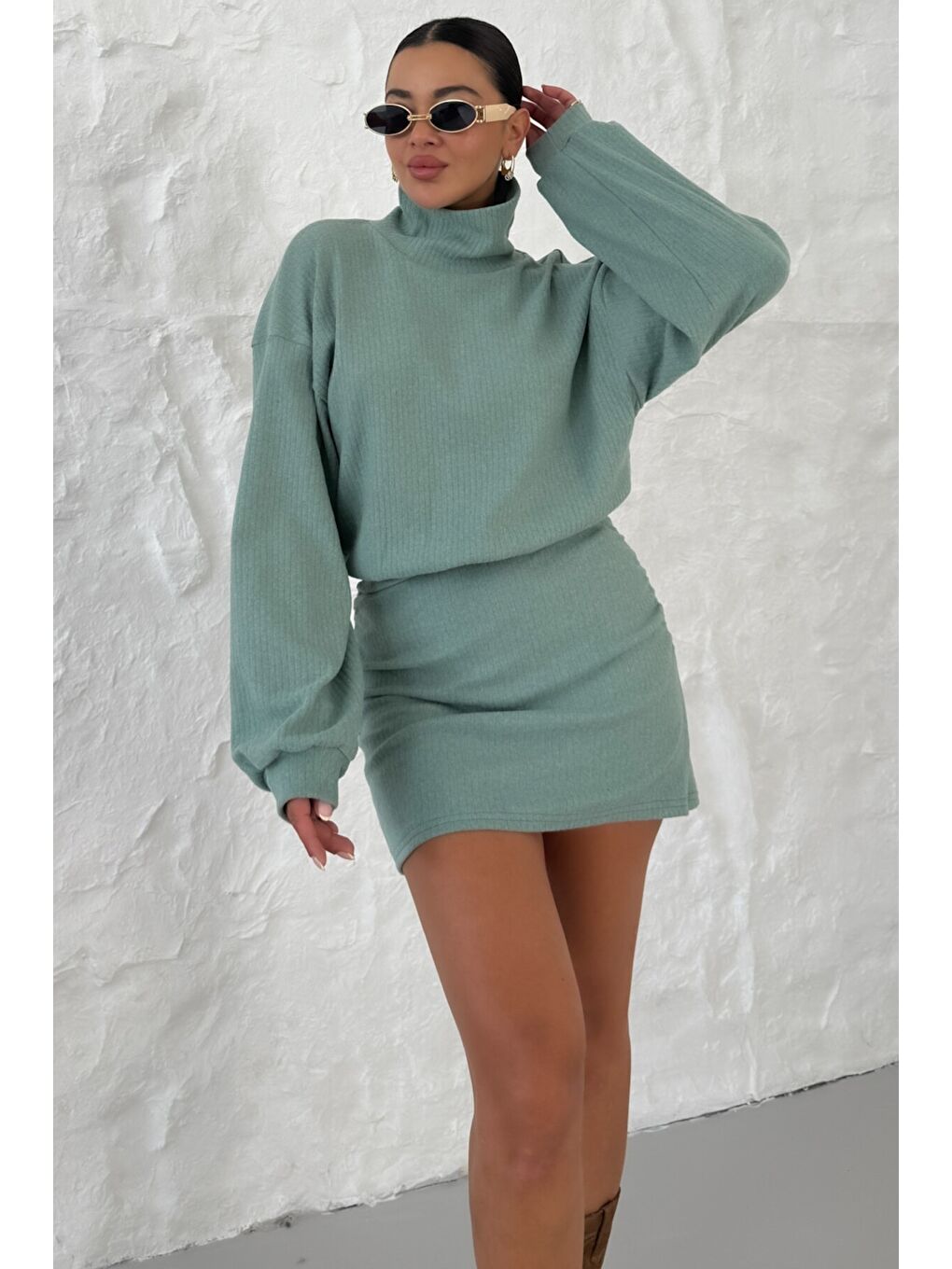 Kadın Mint Yeşili Boğazlı Bel Lastikli İnterlok Mini Elbise