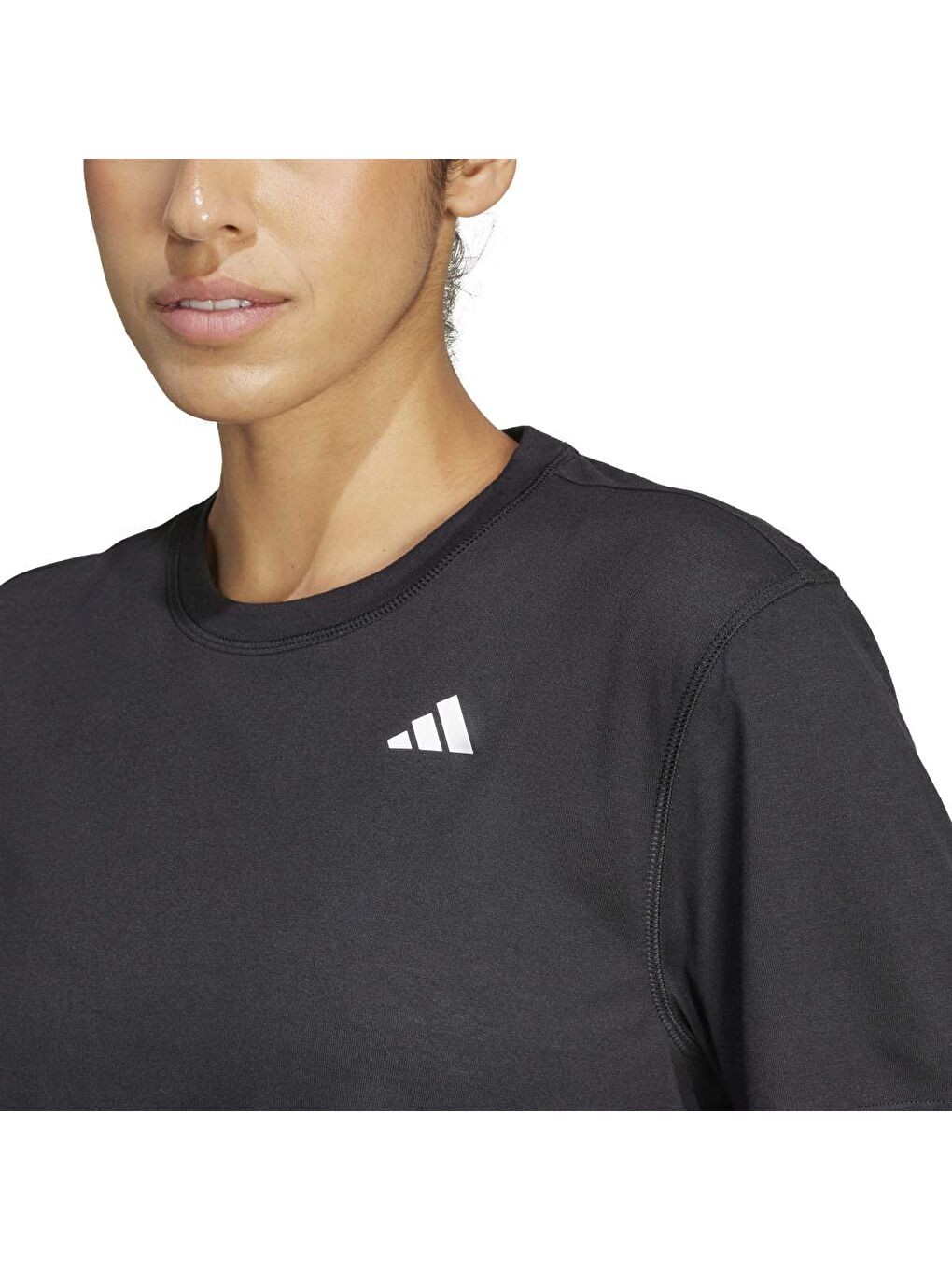 Train Essentials Boxy Workout Kadın Siyah Yuvarlak Yaka Tişört-3