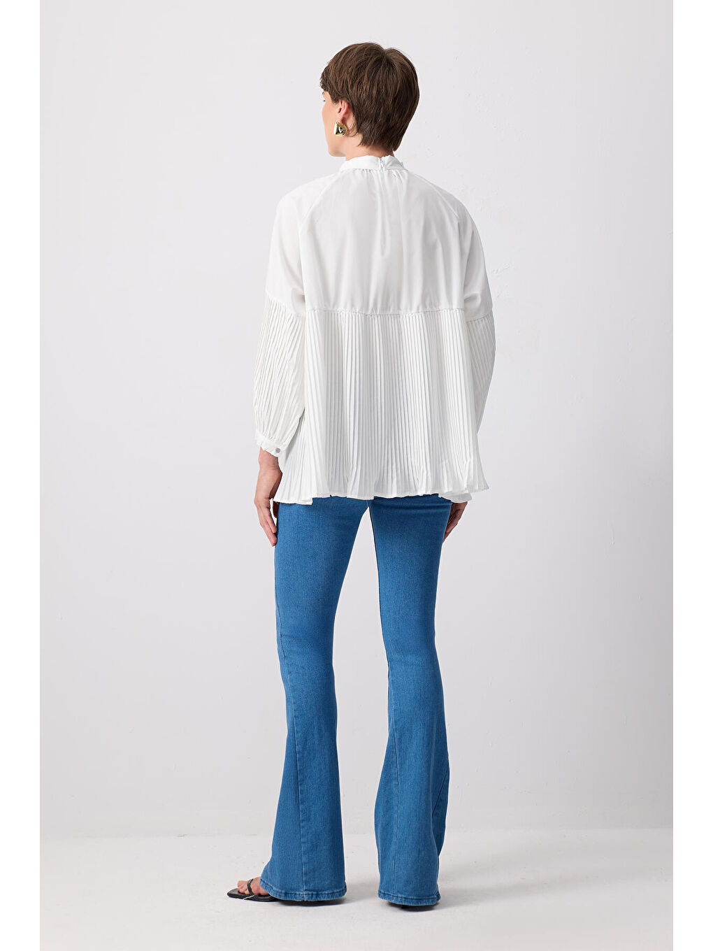 Ekru Yakası Bağlamalı Piliseli Tunik-3