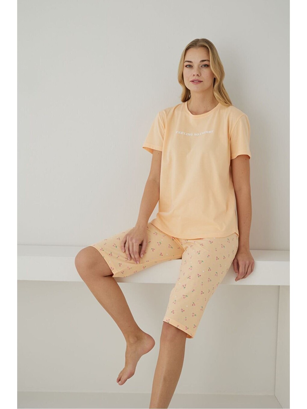 Kadın %100 Organik Pamuk Pembe Kalp Büyük Beden Desenli Kısa Kollu Kapri Doğal Battal Pijama Takımı-1