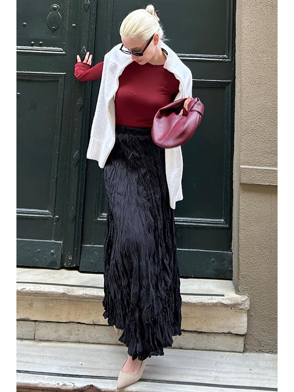 Siyah Kırışık Desen Midi Boy Kadın Etek Mg2266-1