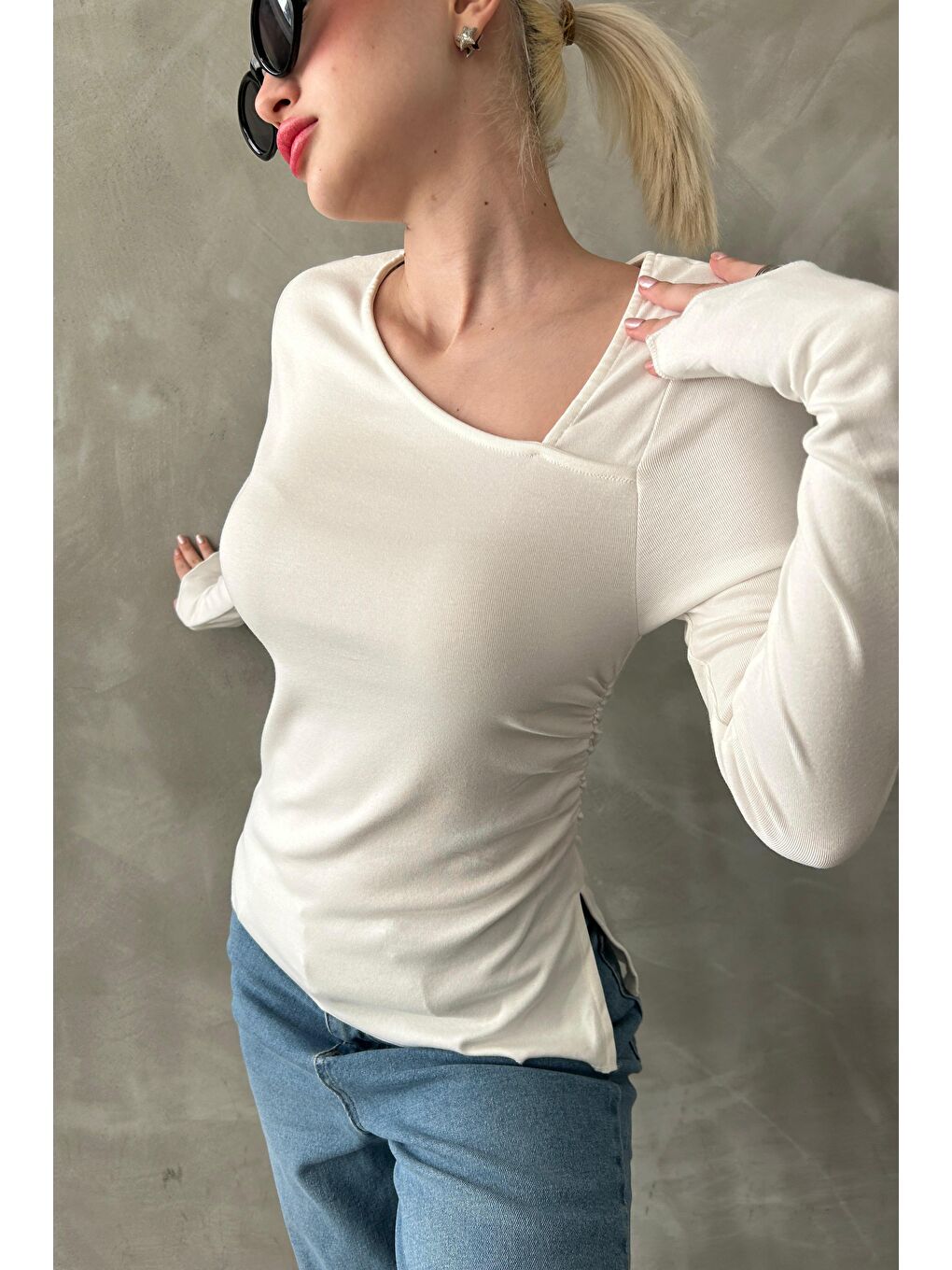 Beyaz Asimetrik Yaka Kadın Body Mg2311-3