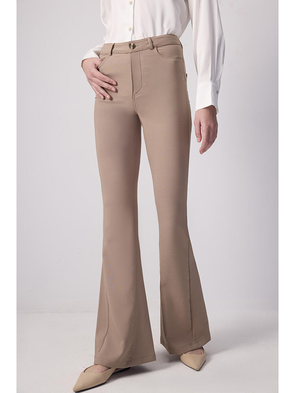 Bej İspanyol Paça Krep Pantolon-1