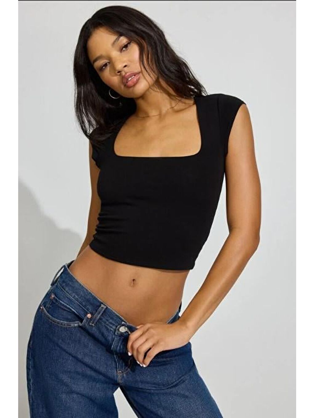 Siyah Kare Yaka Kadın Tişört Mg2294-2