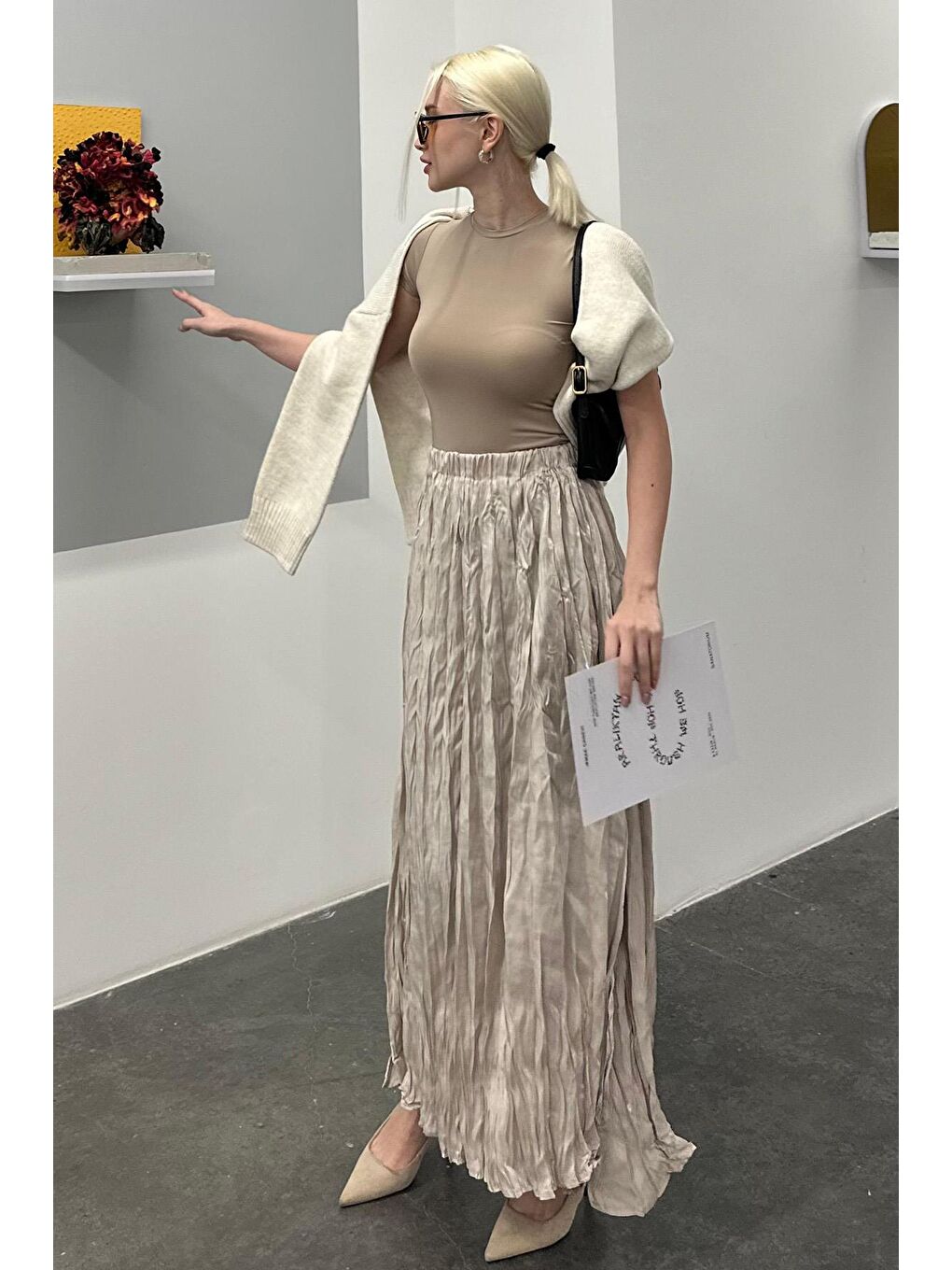 Bej Taş Rengi Kırışık Desen Midi Boy Kadın Etek Mg2266