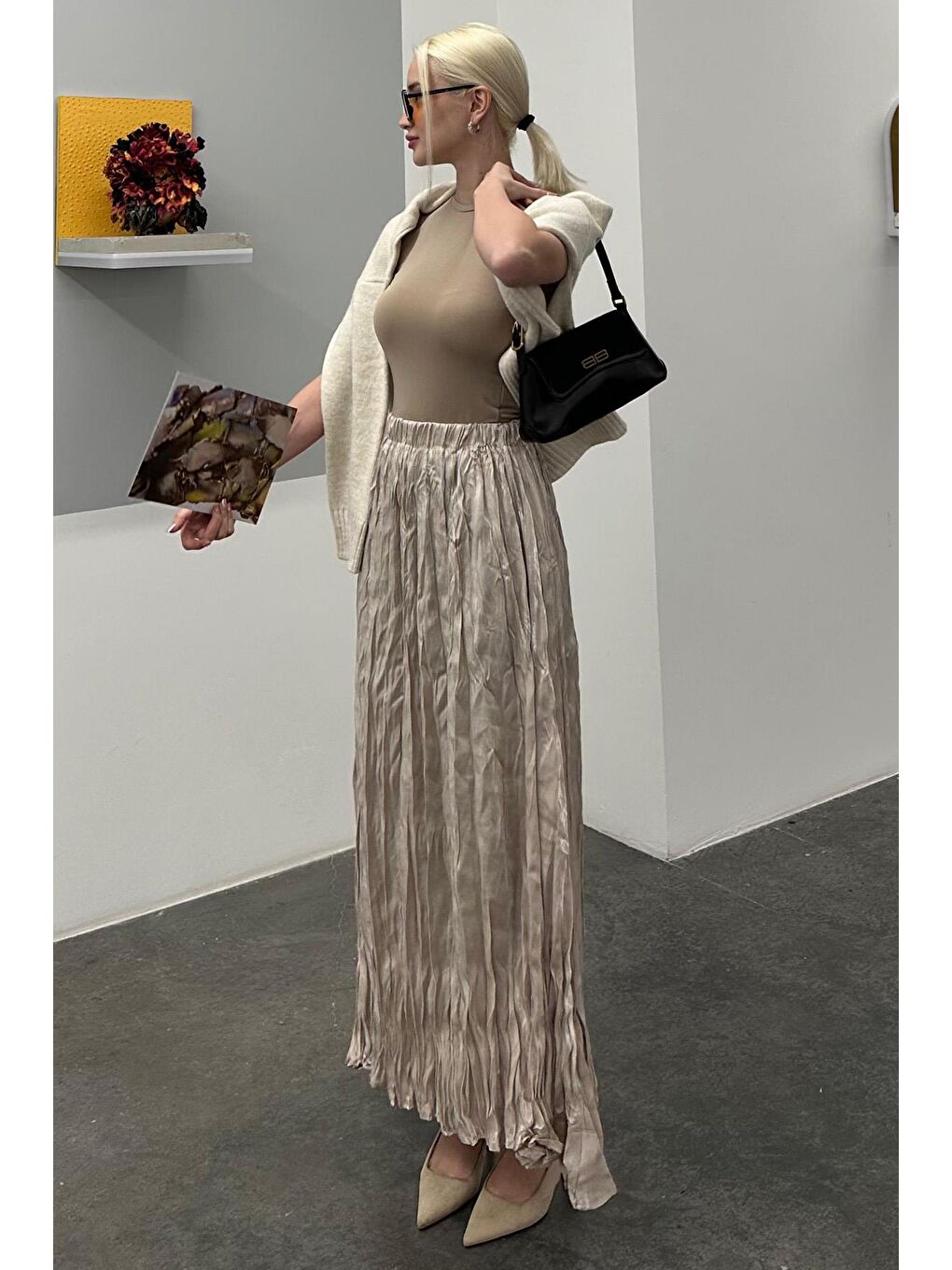 Bej Taş Rengi Kırışık Desen Midi Boy Kadın Etek Mg2266-2