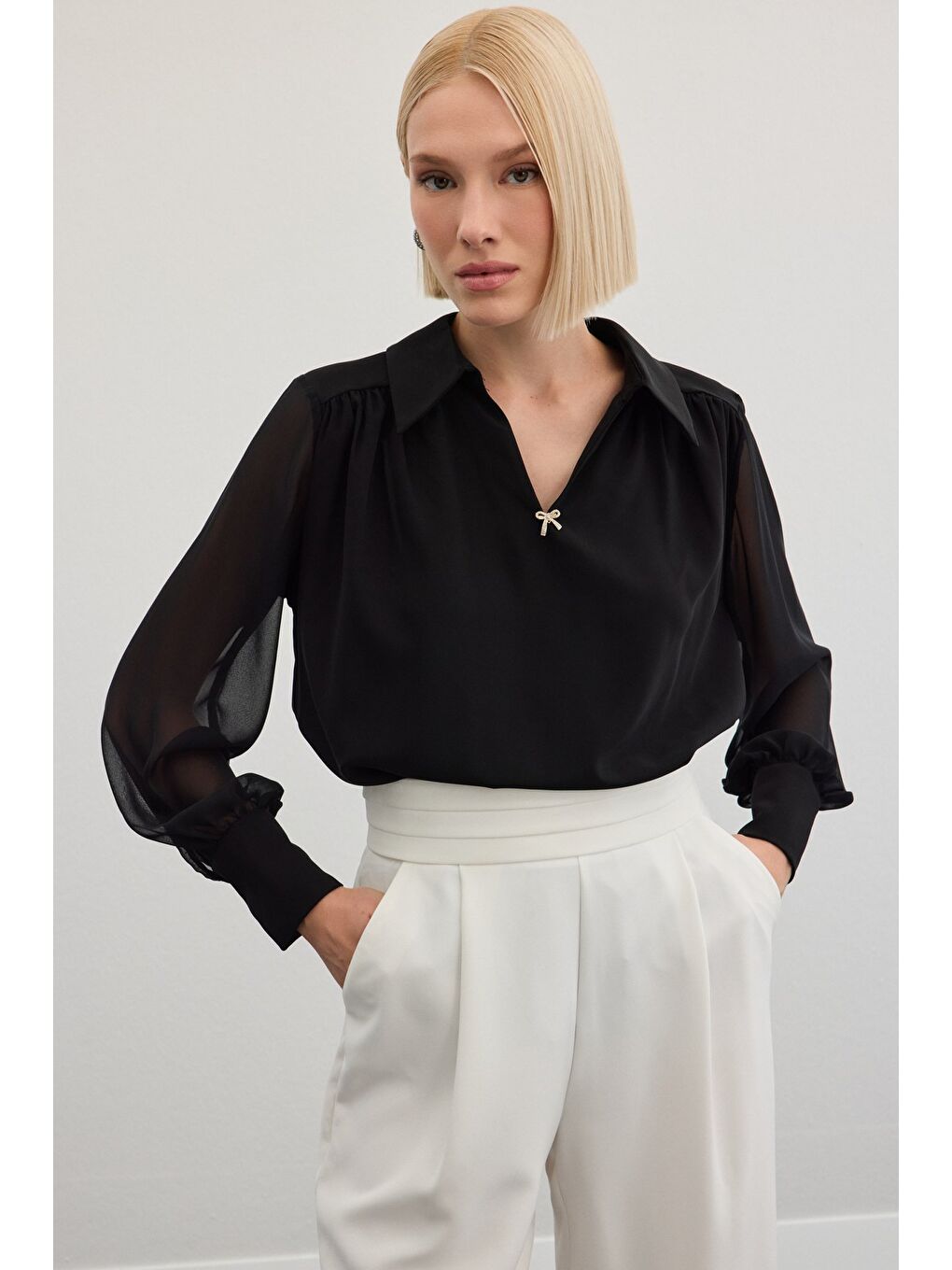 Aksesuarlı Salaş Bluz - Siyah-2