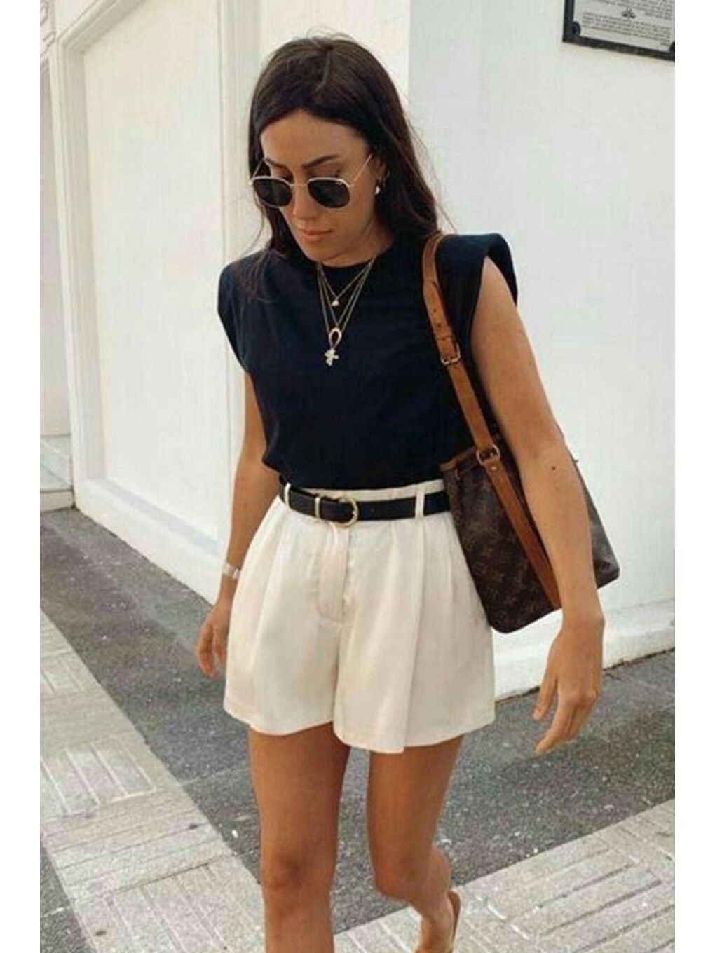 Beyaz Yüksek Bel Wed Leg Pileli Kadın Mini Şort Mg2537-5