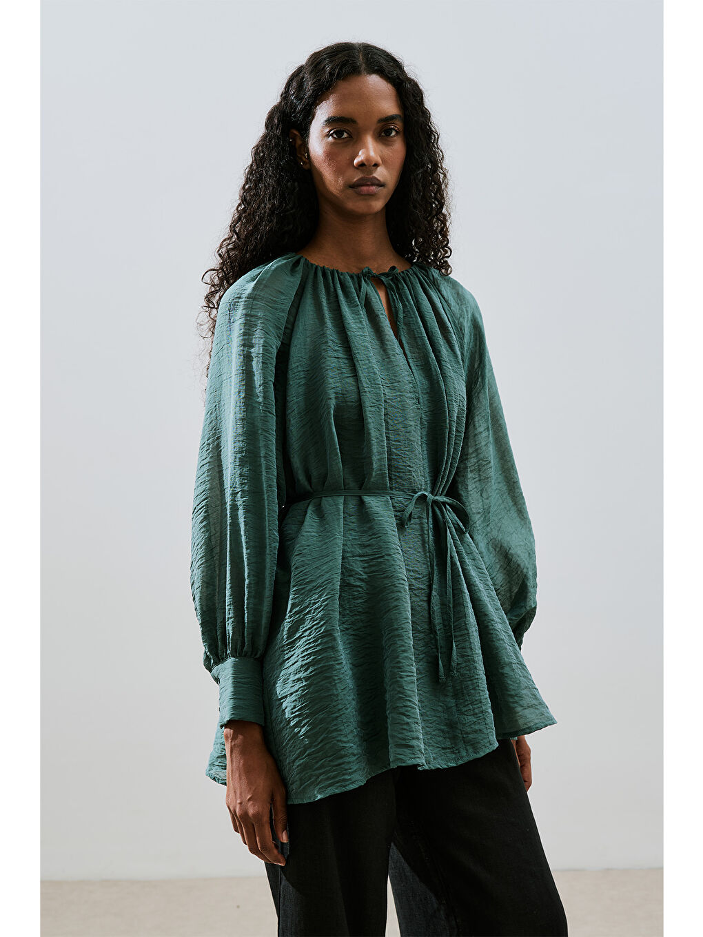 Geniş Manşetli Kuşaklı Tunik Yeşil-6