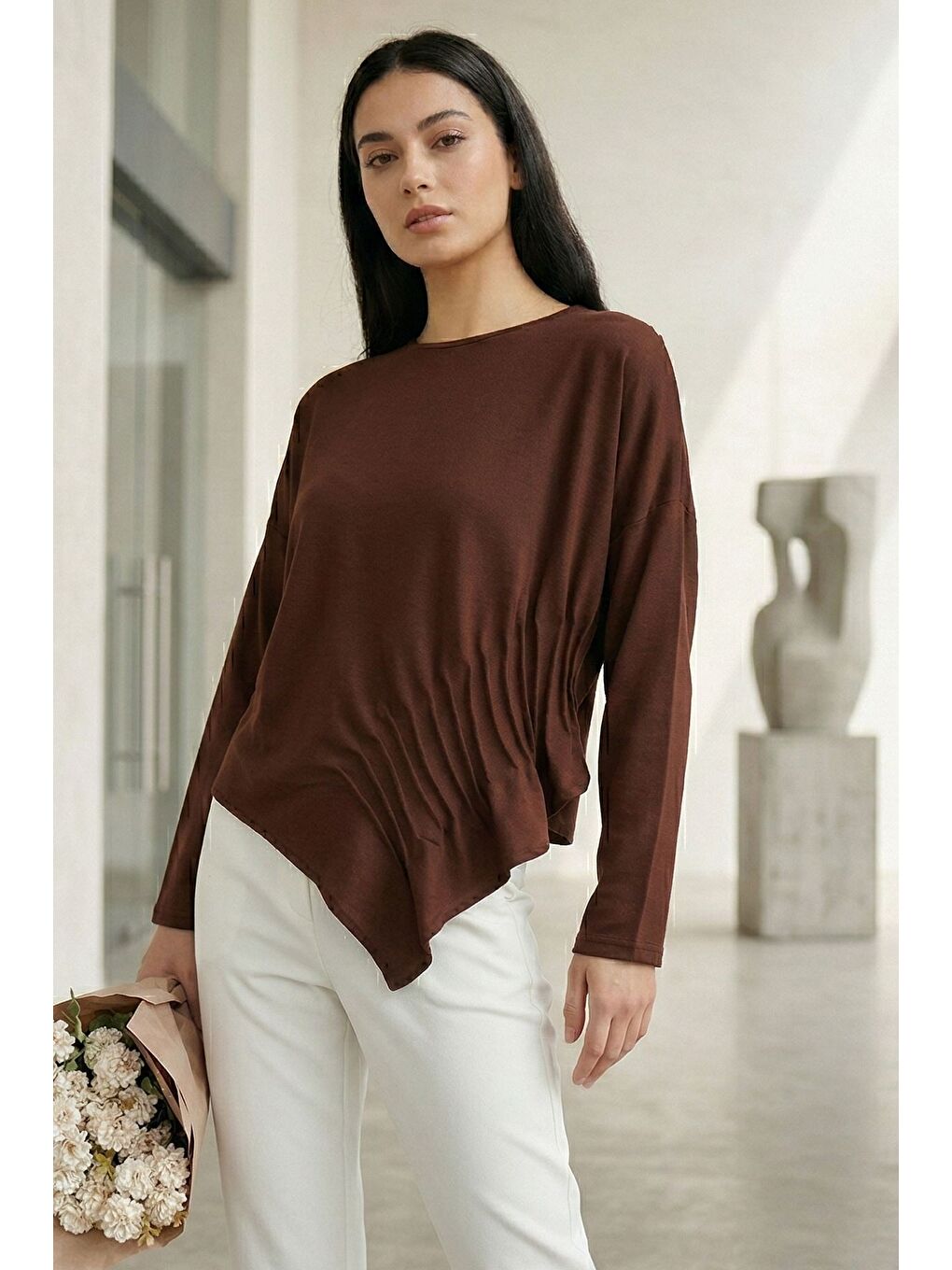 Kahverengi Kadın Pileli Asimetrik Kesim Bluz-4