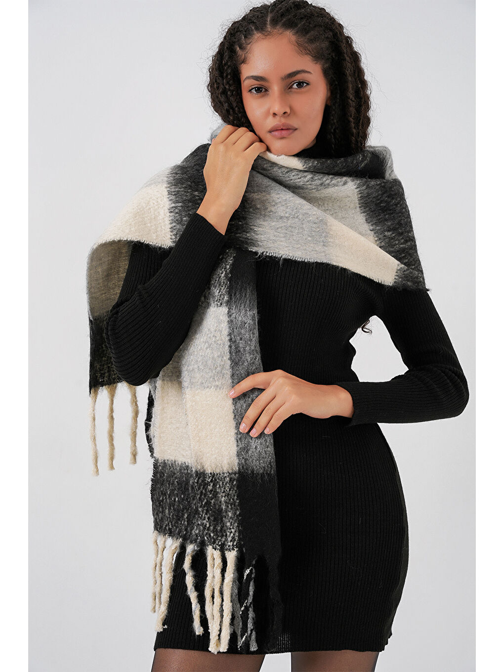 Kadın Yumuşak Dokulu Kalın Şal Atkı 15951 - A.Siyah-1