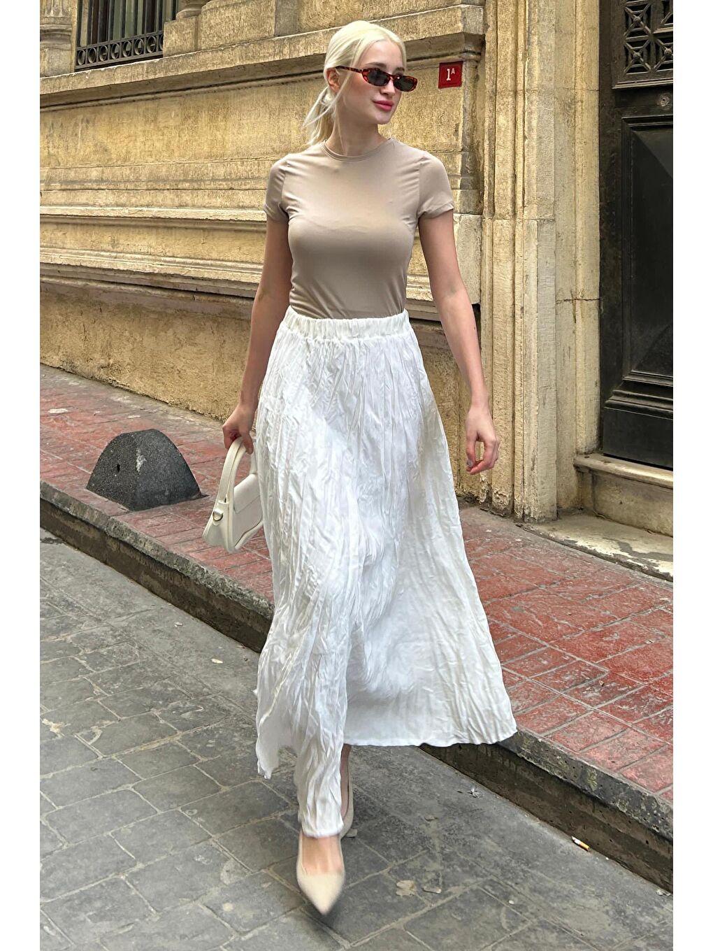 Ekru Kırışık Desen Midi Boy Kadın Etek Mg2266-2