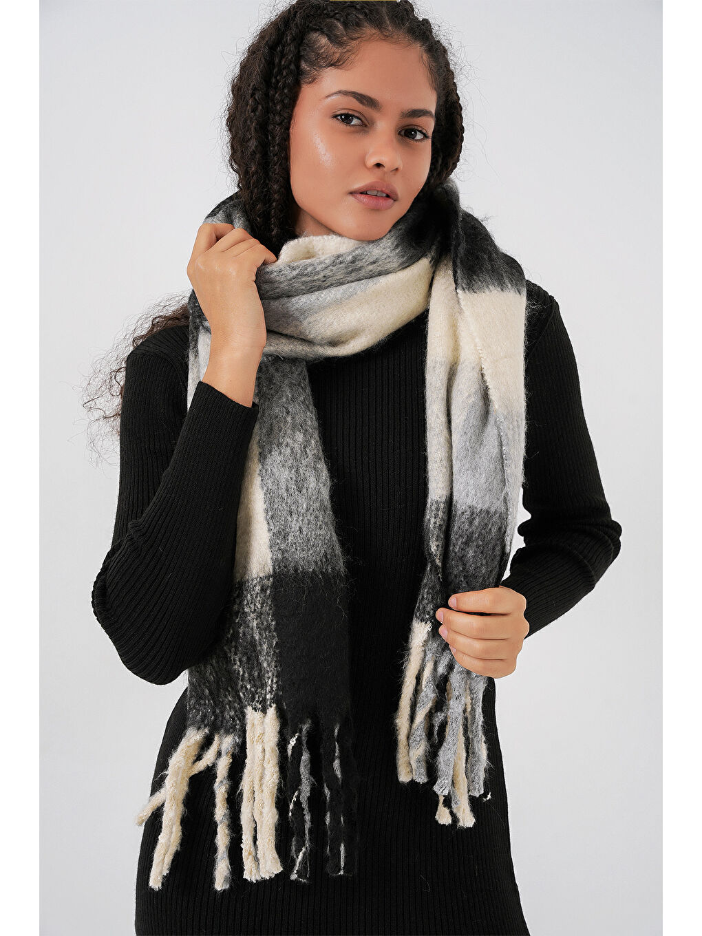 Kadın Yumuşak Dokulu Kalın Şal Atkı 15951 - A.Siyah-2