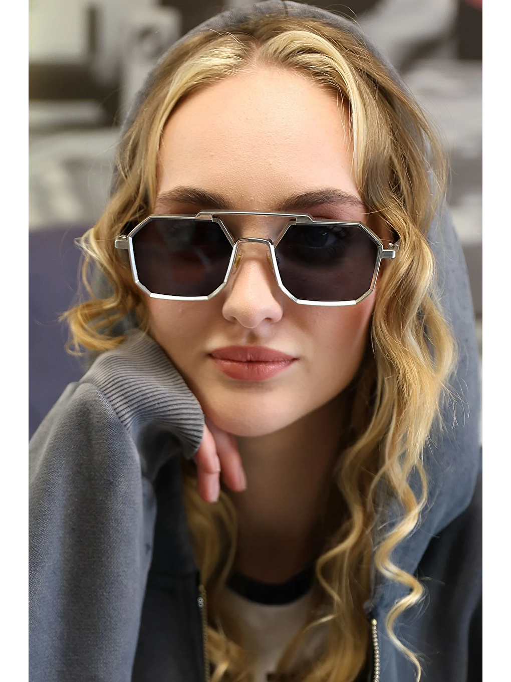 Gri Kadın Gümüş Geometrik Metal Güneş Gözlüğü