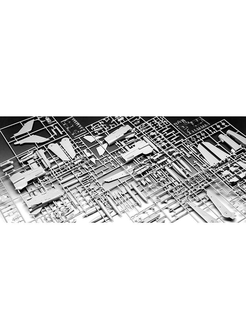 Maket Model Kit Uçak Tornado Twin Pack 50.Yıl Özel Panavia Tornado 3801-6