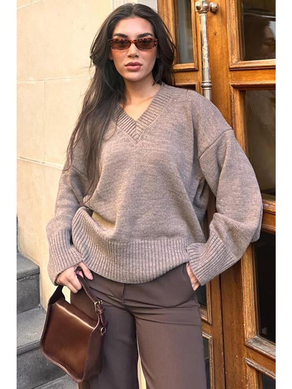 Bej Vizon V Yaka Oversize Kadın Triko Kazak Mg2149